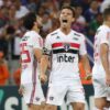 Segundo jornal, Hernanes está insatisfeito e busca rescisão com o São Paulo para voltar à Itália.