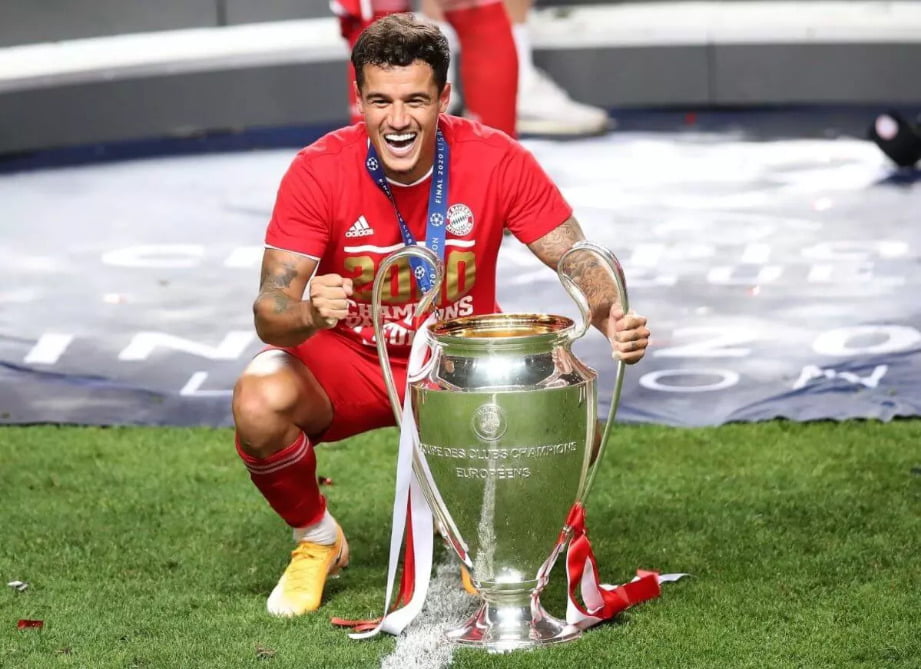 Coutinho celebra Champions e fala sobre a volta ao Barcelona.