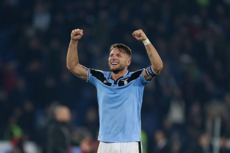 Immobile é chuteira de Ouro na Europa.