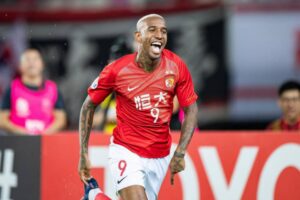 Anderson Talisca lança seu projeto musical “Spark”; jogador mostra seu novo som no estilo TRAP.