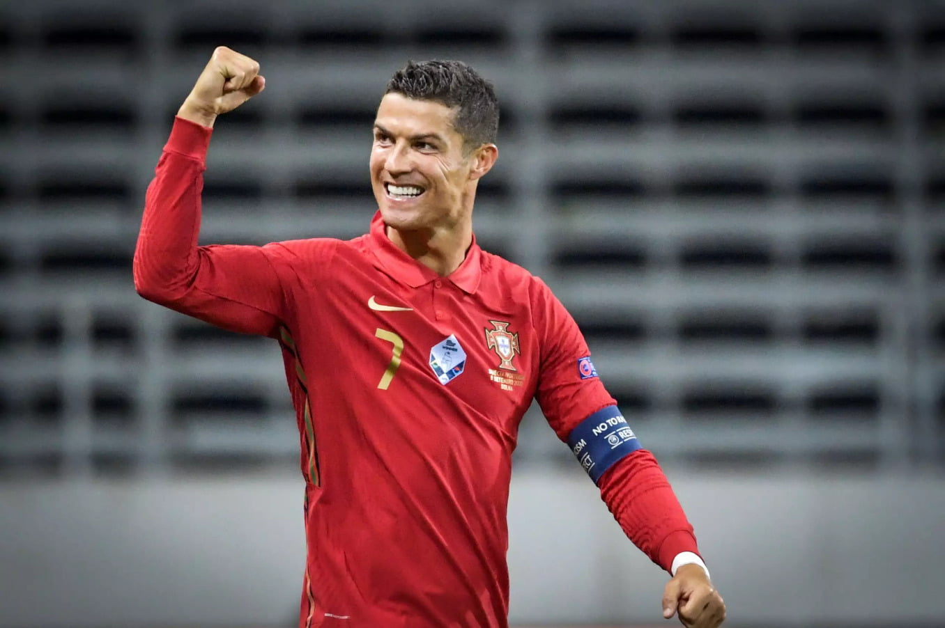 Cristiano Ronaldo é primeiro europeu a alcançar 100 gols pela seleção.