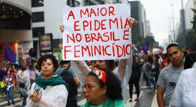 Viela 17 lança o  videoclipe da música  ” Confinadas”; violência contra a mulher cresceu 22,2% durante a pandemia.