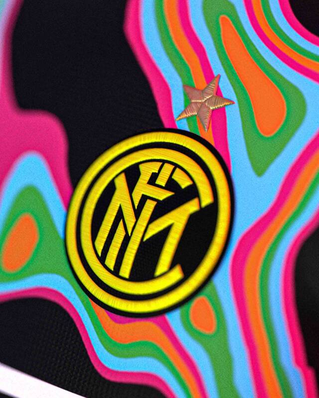 Designer SETTPACE cria uniforme conceito  Inter x Marcelo Burlon.