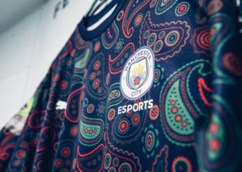 Manchester City e Puma lançam camisa para o time de eSports.