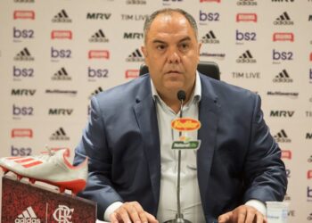 Marcos Braz pode entregar o cargo e reformulação no elenco do Flamengo?