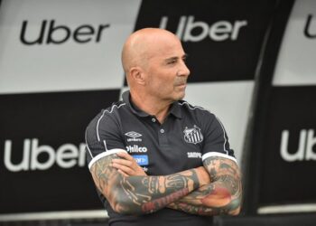 Você pagou com traição! Santos provoca Sampaoli .