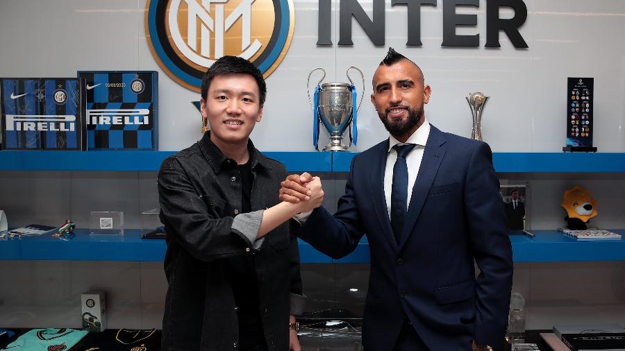 Inter de Milão anuncia Vidal.