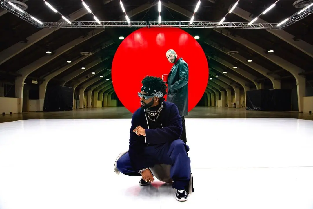 Big Sean lança o videoclipe “Wolves” com participação de Post Malone. Big Sean lança o videoclipe “Wolves” com participação de Post Malone.