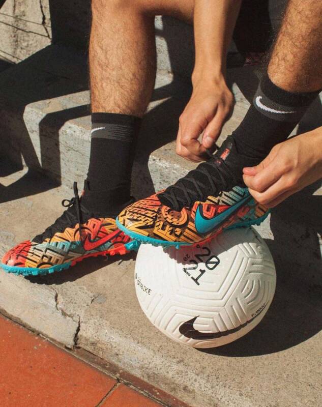 Nike doa US$ 5 milhões para fundação criada pela família Obama