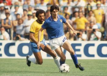 Morre o ex-jogador italiano Paolo Rossi.