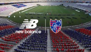 FC Tokyo anuncia contrato com a New Balance.