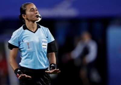 Edina Alves é selecionada para apitar no Mundial de Clubes.