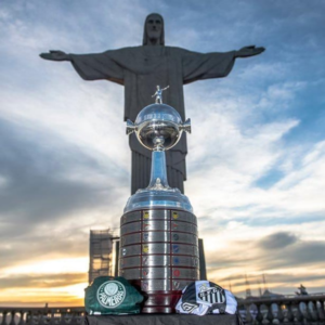 Santos e Palmeiras já estão no Rio de Janeiro para a grande final da Libertadores.