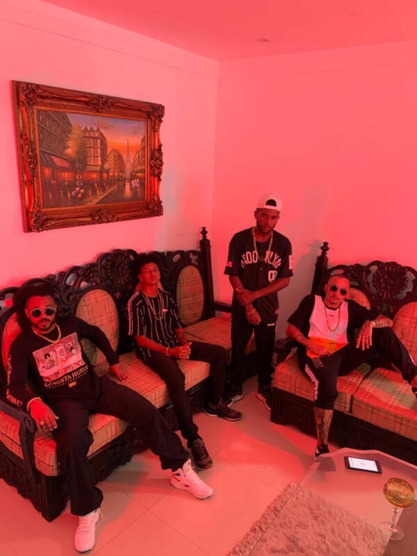 Trindade Nordestina lança o videoclipe “Lua quente”;  saiba mais  sobre o grupo.