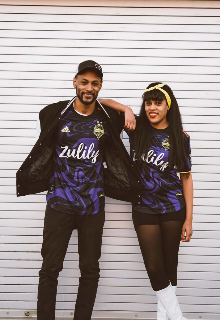 Seattle Sounders x adidas lançam a camisa reserva para a temporada 2021; uniforme homenageia Jimi Hendrix .