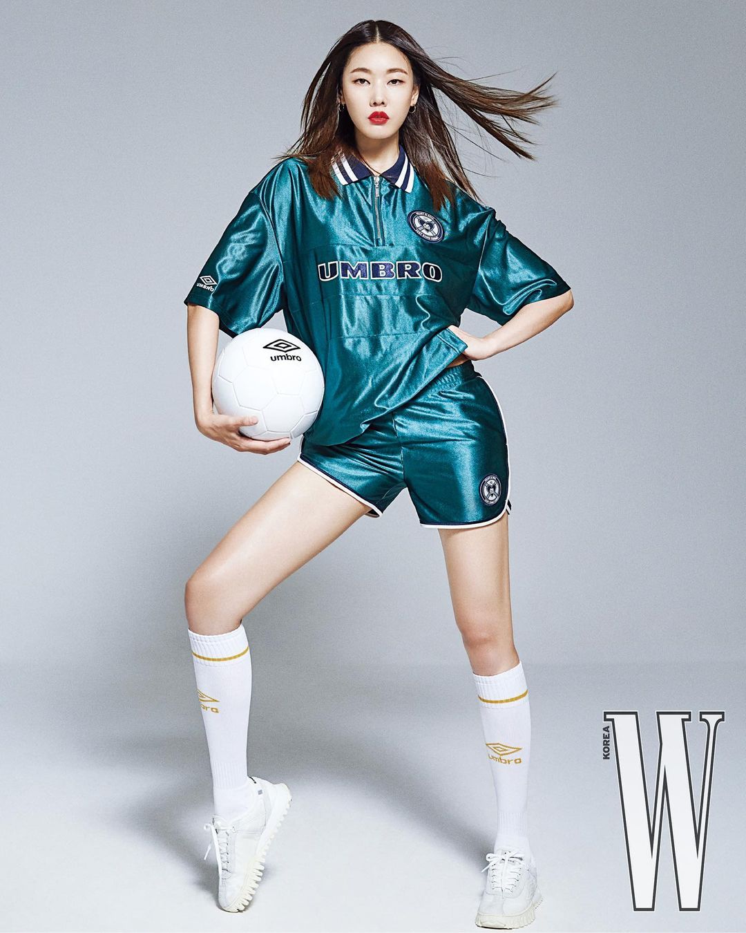 Editorial da UMBRO para a W Korea Magazine é sensacional, confere aí!