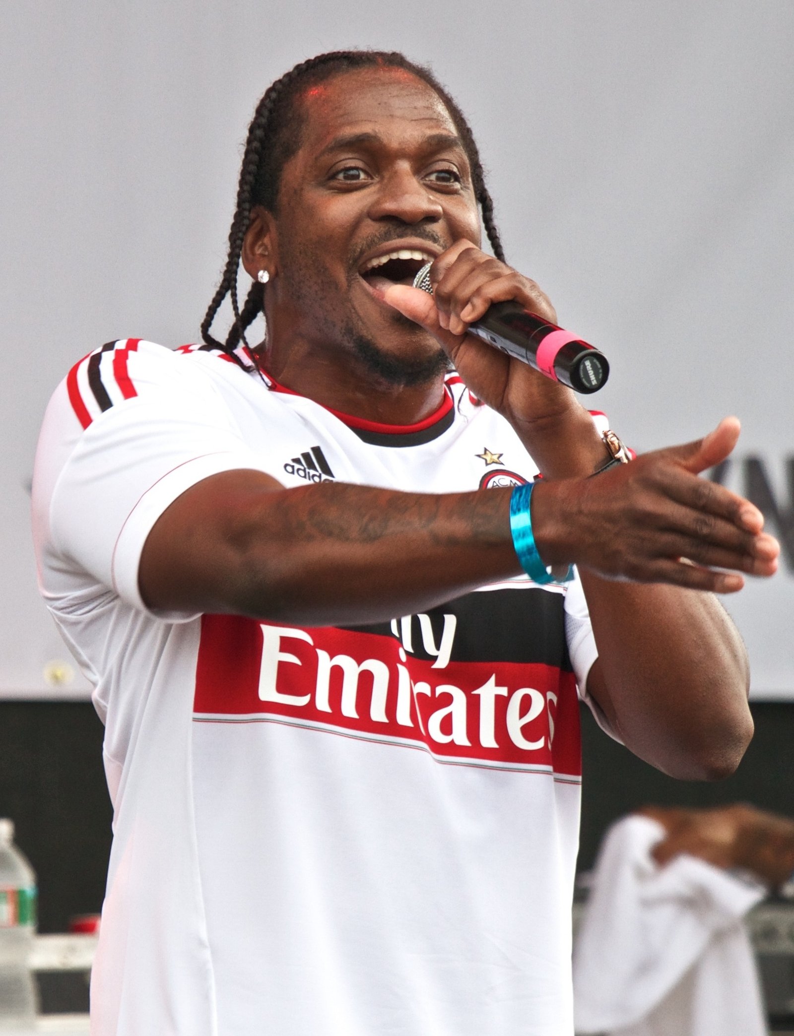 Música  ‘S.N.I.T.C.H.’ do Pusha T é utilizada para explicar cooperação com a policia