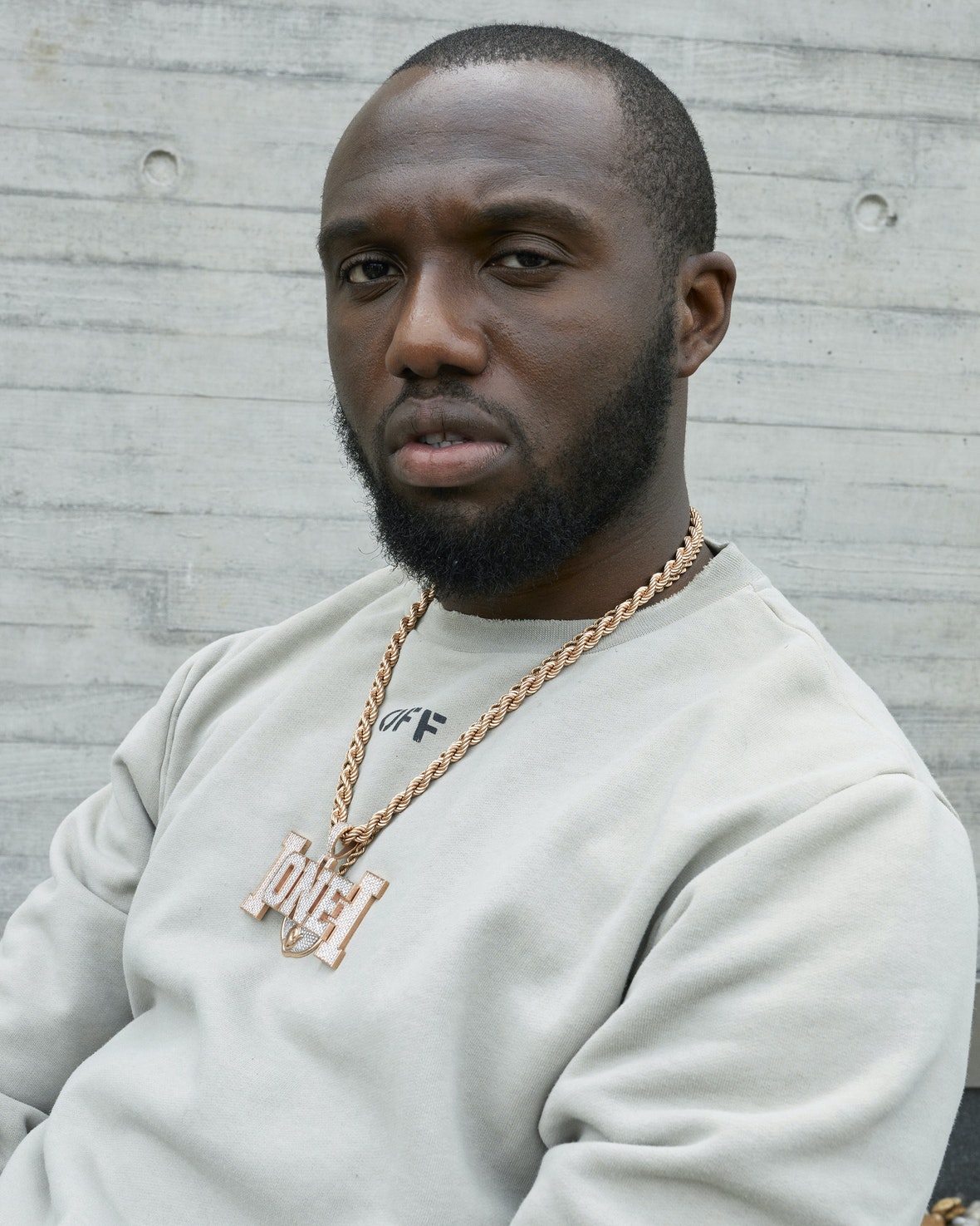 Headie One  lança vídeo com  recursos cinematográficos para o novo single “Pound Signs”