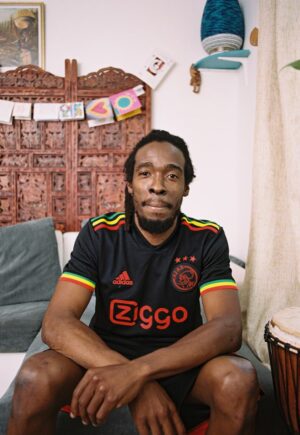 adidas lança nova camisa do Ajax inspirada em  Bob Marley