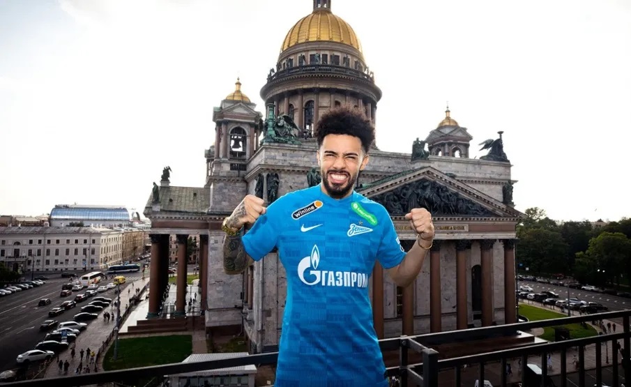 Claudinho é anunciado no Zenit com direito a videoclipe de popstar