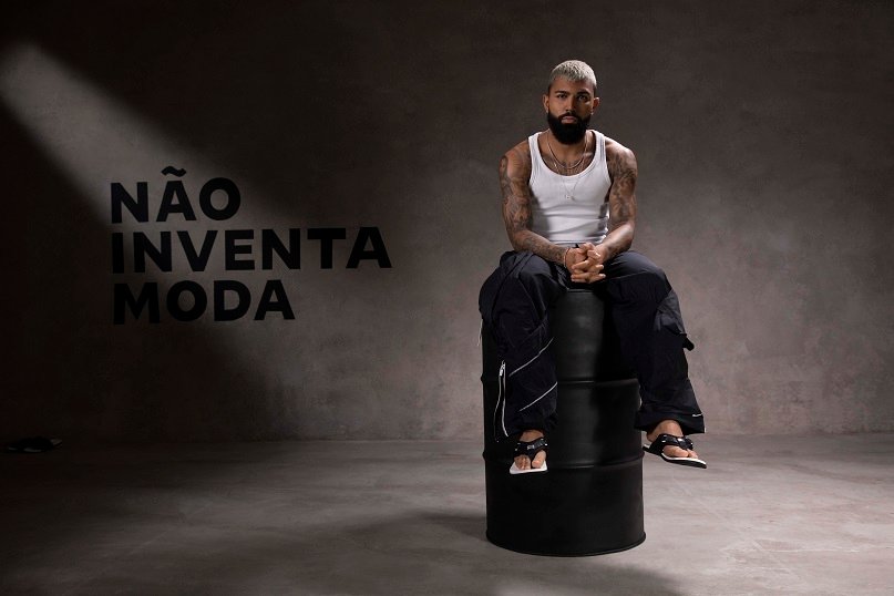 Gabigol lança nova campanha com a Kenner, embalado  som do rapper Dughettu