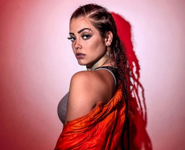 MC Mari e DJ GBR lançam o single “Desce Vai Garota”; assista o videoclipe