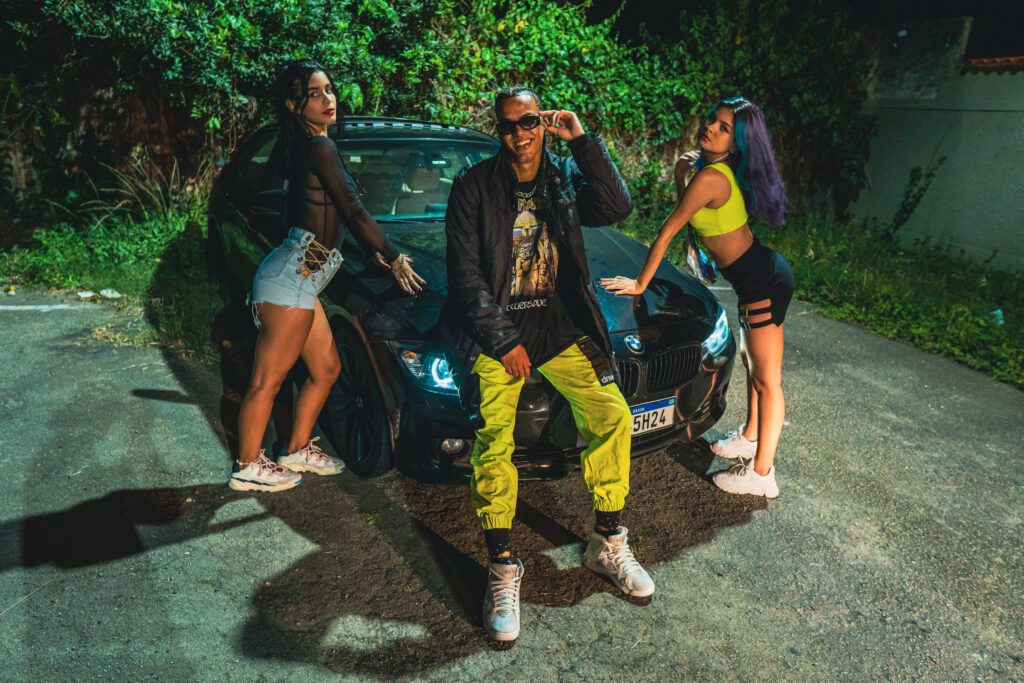 Explorando novos flows, jotamlc lança “2k na Noite”