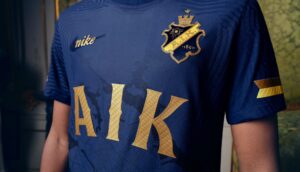 AIK lança este uniforme  ‘Royal Edition’ que mais parece uma obra de arte