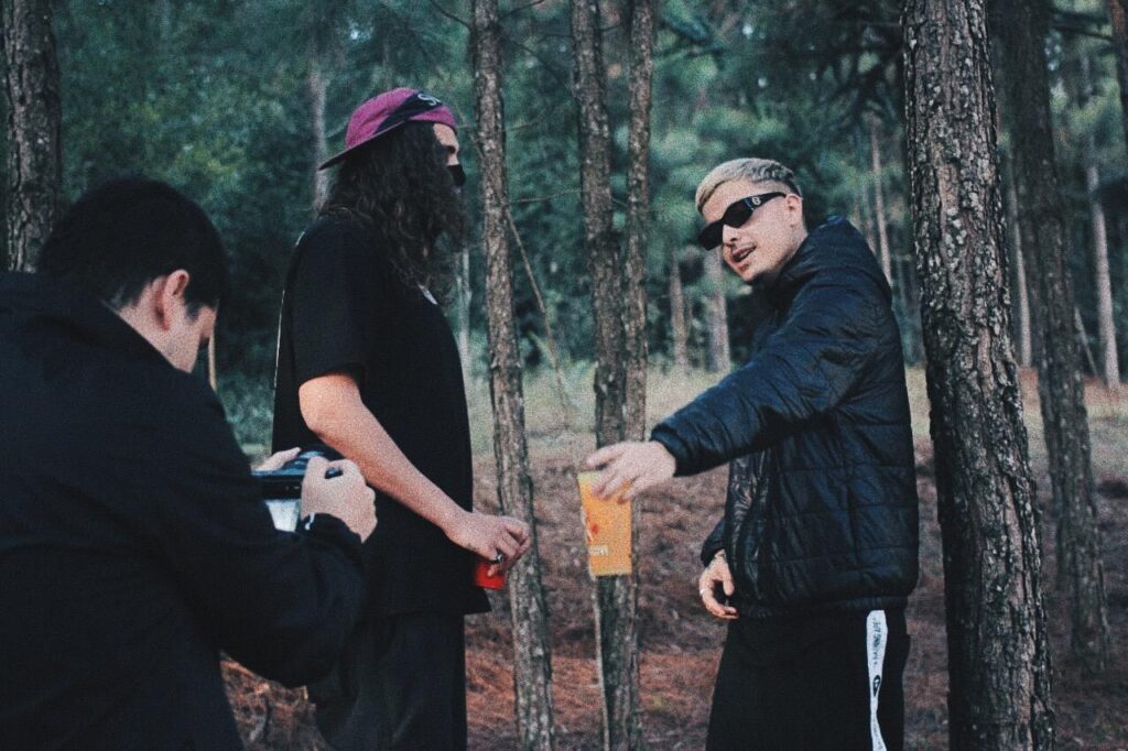 Com videoclipe, Lhofi libera primeiro single solo de sua carreira