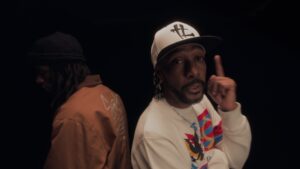 Saba & Krayzie Bone lançam o videoclipe  “Come My Way”