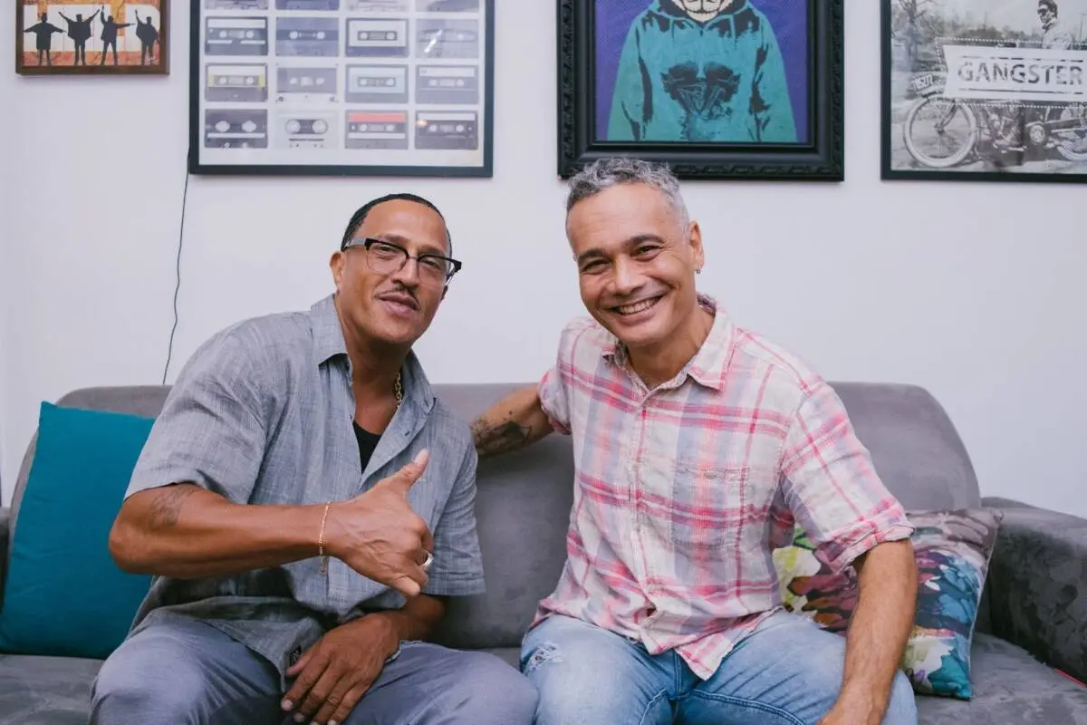 Mano Brown e Sidarta Ribeiro debatem os mitos e as verdades sobre a maconha em Mano a Mano Mano Brown e Sidarta Ribeiro debatem os mitos e as verdades sobre a maconha em Mano a Mano