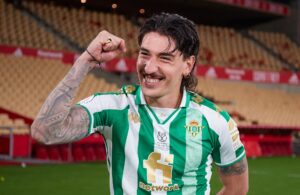 Real Betis vence Copa Del Rey vestindo uma camisa de edição especial