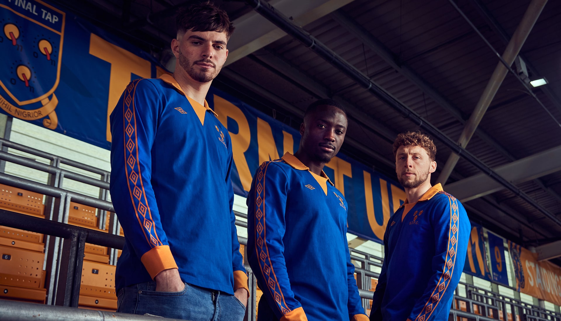 Umbro lança camisa retro 77/78 do Shrewsbury Town na Inglaterra