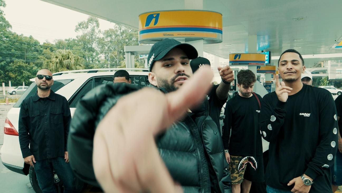 Krawk , Mc Alysson e Marquinho no Beat estão juntos no single  “Deus Abençoe o Time”