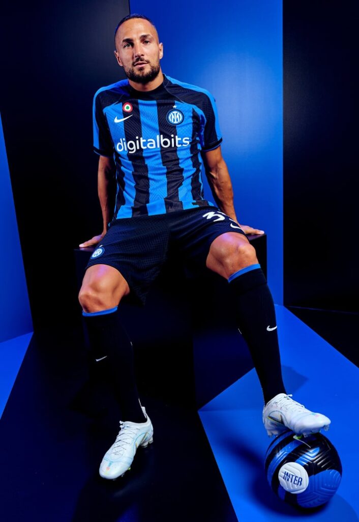Inter de Milão e Nike lançam a camisa 22/23