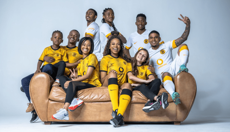 Nike e Kaizer Chiefs lançam o novos uniformees para a temporada 22/23