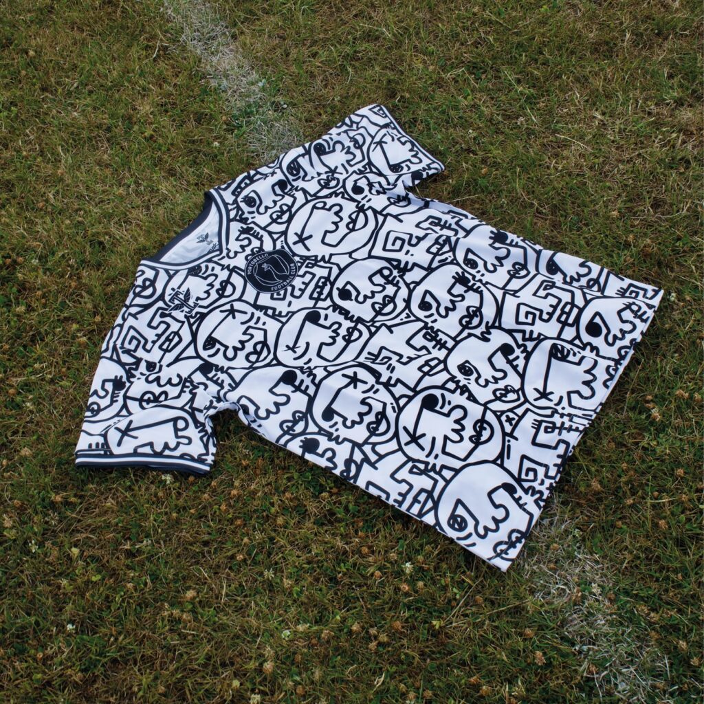 Portobello FC x FacesorFaces x Icarus juntos neste kit que celebra a