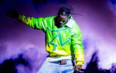 Travis Scott faz aparição surpresa no Rolling Loud Miami