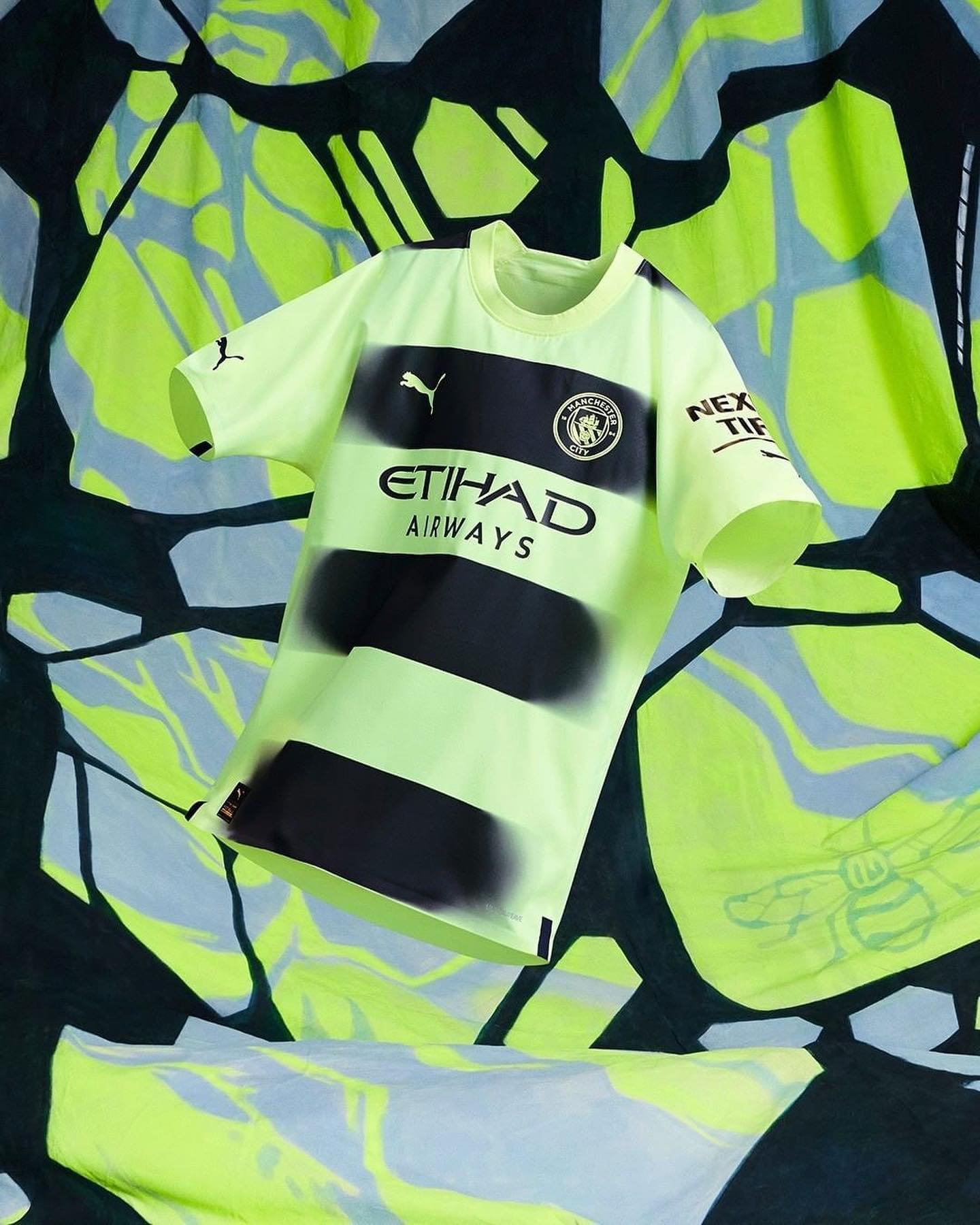 Puma x Man City se unem a Roblox para o lançamento do terceiro uniforme  22-23