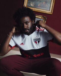 erceiro uniforme do Sao Paulo para a temporada 22 23 e lancado pela adidas 3