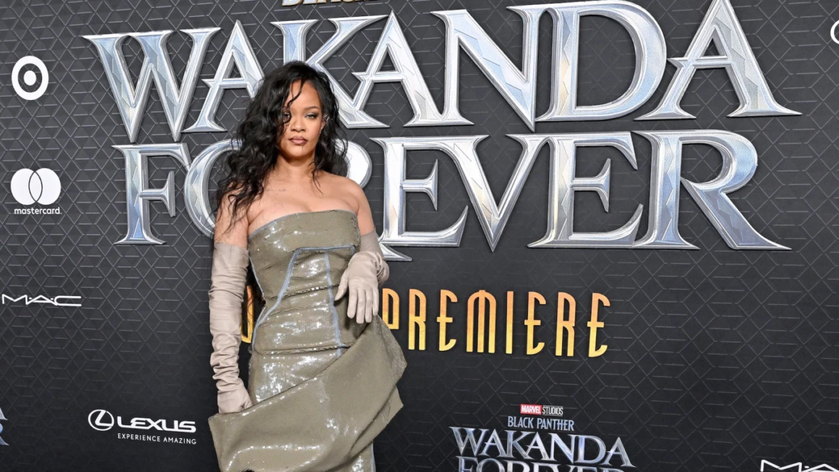 Rihanna compartilha o single  “Born Again”