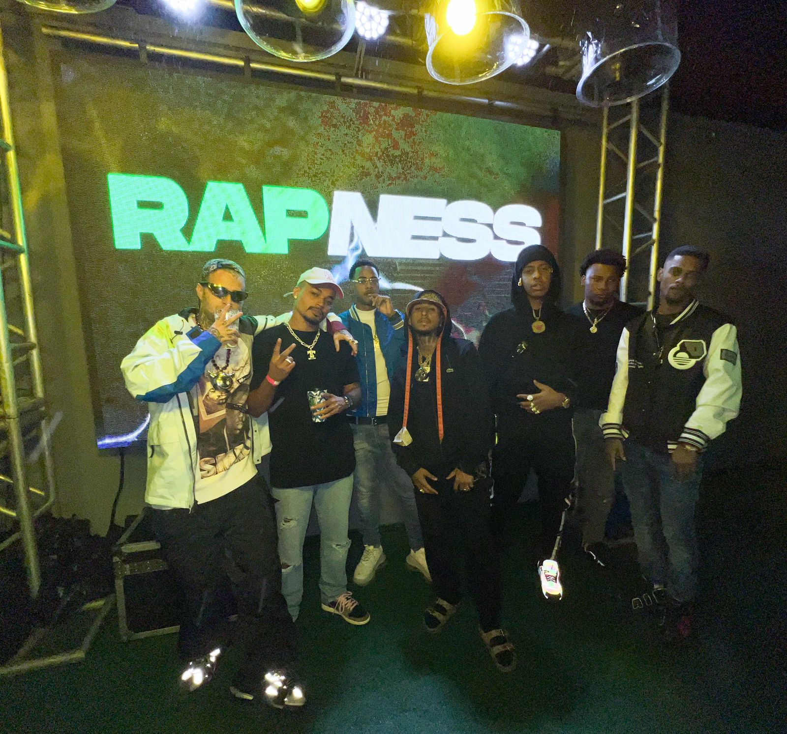 Presonalidades do rap / trap marcam presença no lançamento da nova festa de música urbana no Rio “Rapness”