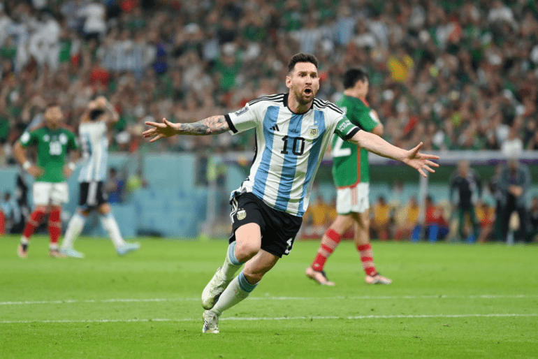 Agentina vence o México e vê uma luz no fim do túnel na Copa do Mundo