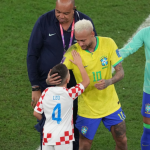 Perisic, da Croácia agradece o carinho de Neymar com o seu filho: “Obrigado”