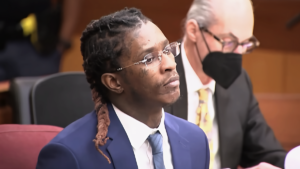 Co-reu no julgamento de Young Thug acusa a polícia de maus tratos