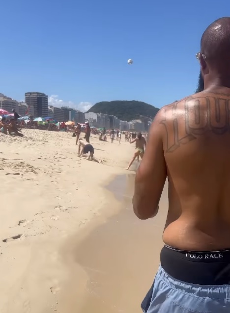 Slim Thug curte a beleza do Rio de Janeiro e aproveita o calor da cidade