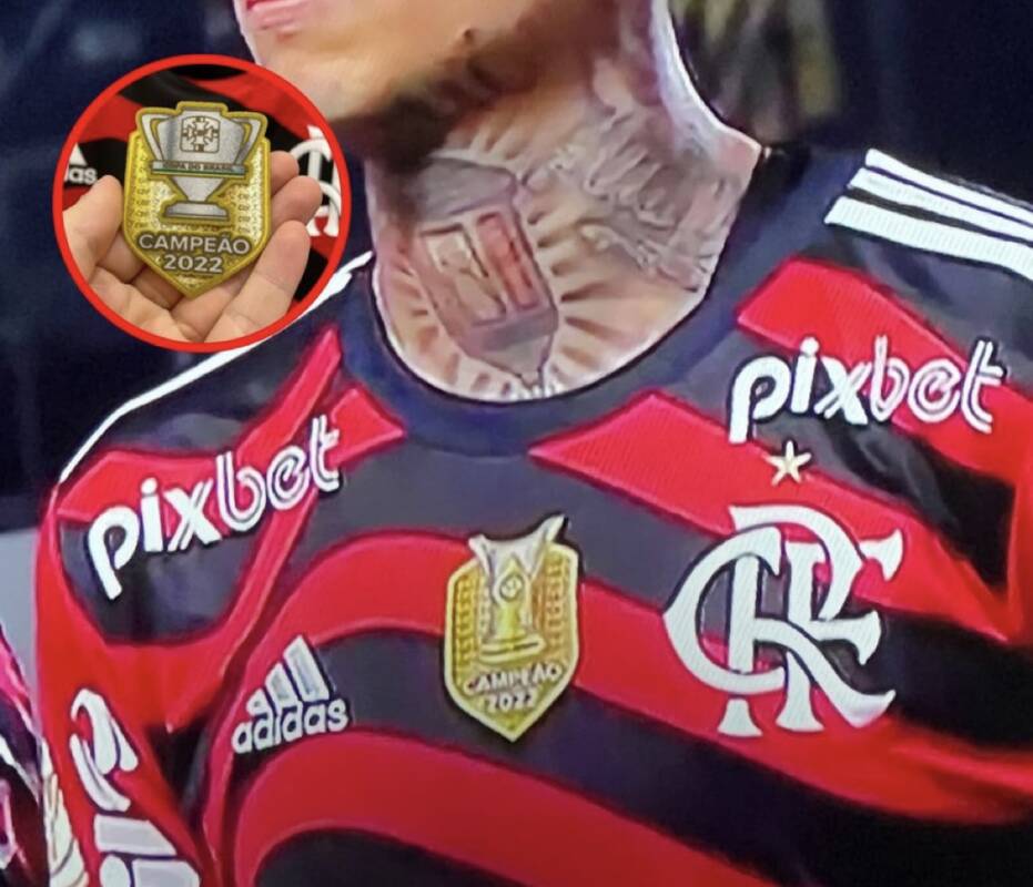 Flamengo usa patch de campeão errado em partida contra o Santos