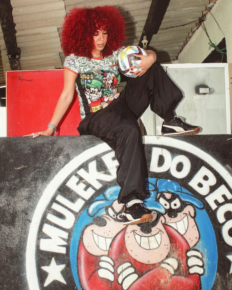 Fernanda “CORRERUA” Souza Colabora com a PUMA x FENTY em Editorial para o Novo Tênis