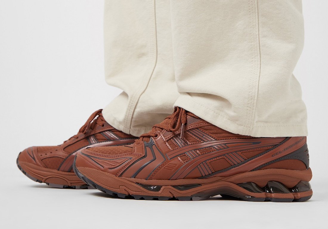 ASICS Gel-Kayano 14 chega na cor Rusty Brown