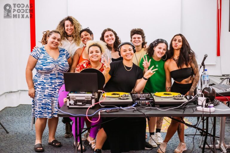 Projeto TPM: DJ Miria Alves Capacita Mulheres na Arte da Discotecagem